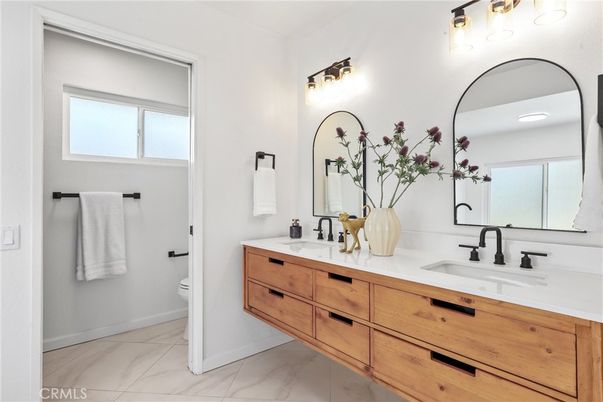 Bathroom, Dual Sink Vanities, Interior, Marble