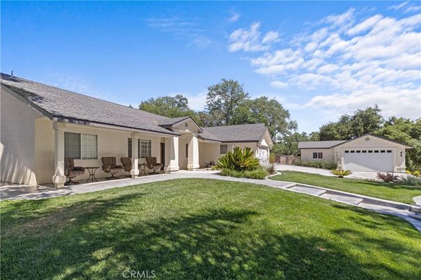 Backyard, Detached Garage, Exterior