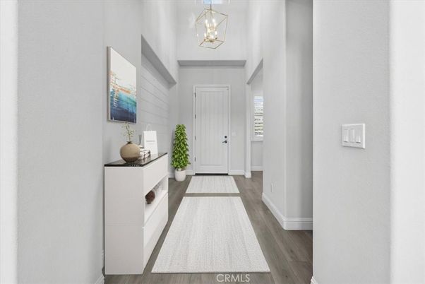 Interior, Pendant Lights, Wood Texture Flooring