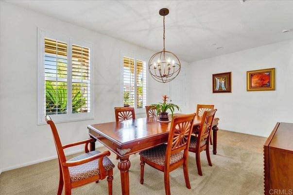 Chandelier, Dining room, Interior, Pendant Lights