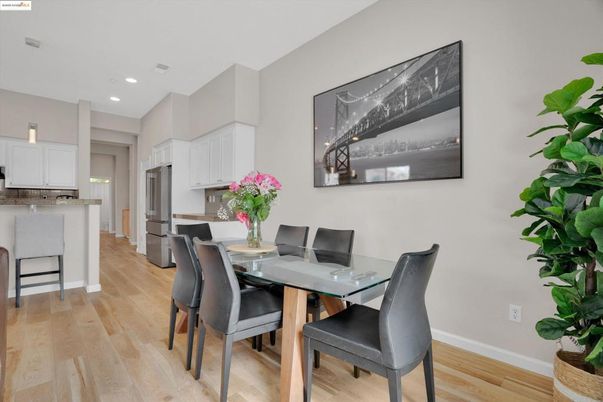 Dining room, Interior, Kitchen, Recessed Lighting, Wood Texture Flooring