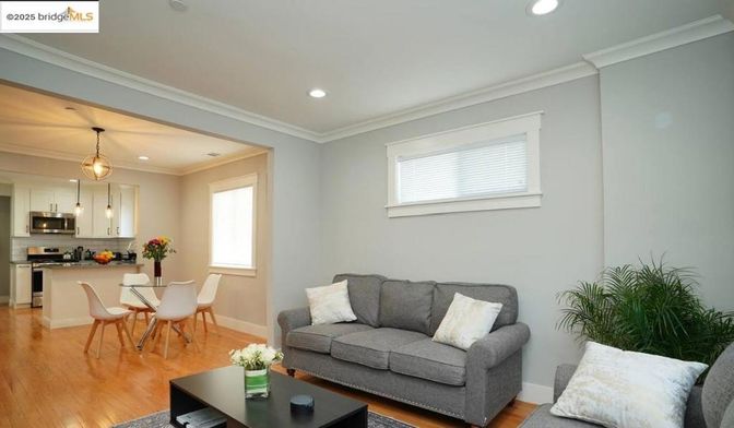Dining room, Interior, Kitchen, Living room, Pendant Lights, Recessed Lighting, Stainless Steel Appliances, Wood Texture Flooring