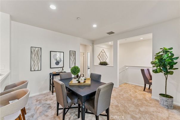 Dining room, Interior, Recessed Lighting