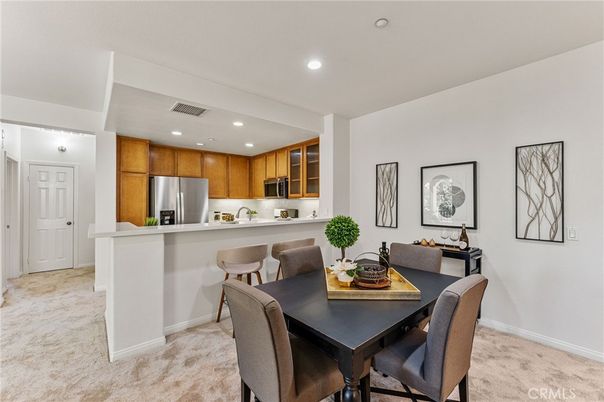 Dining room, Interior, Kitchen, Recessed Lighting, Stainless Steel Appliances