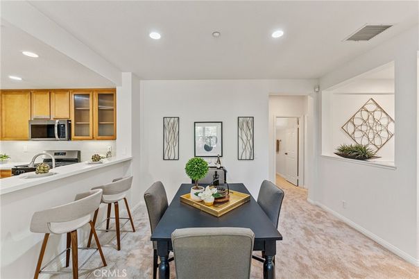 Dining room, Interior, Kitchen, Recessed Lighting