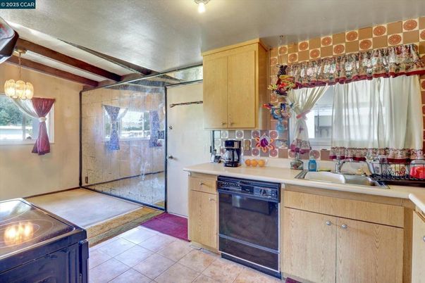 Interior, Kitchen, Pendant Lights