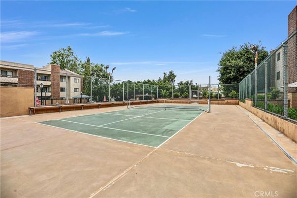 Exterior, Tennis Courts