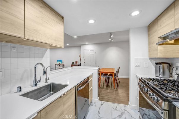 Dining room, Interior, Kitchen, Marble, Recessed Lighting, Wood Texture Flooring