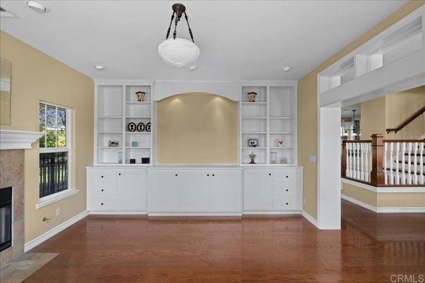 Fireplace, Interior, Pendant Lights, Wood Texture Flooring