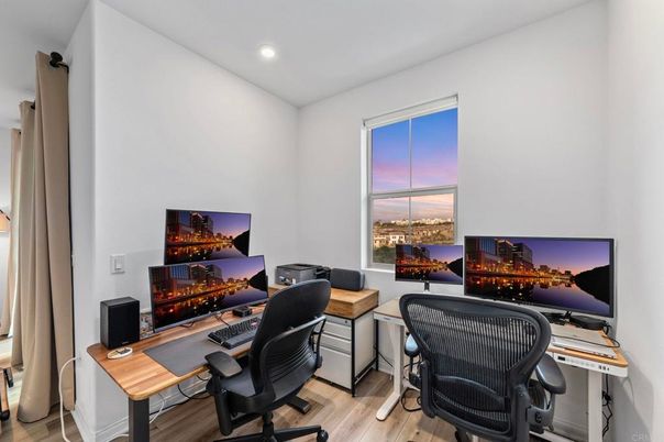 Home Office, Interior, Recessed Lighting, Wood Texture Flooring