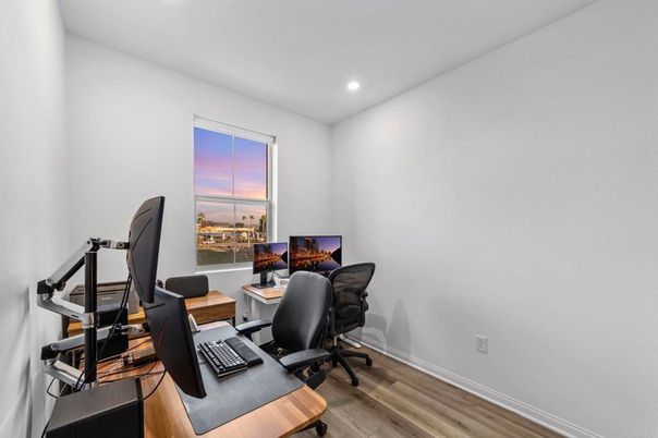 Home Office, Interior, Recessed Lighting, Wood Texture Flooring