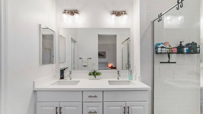 Bathroom, Dual Sink Vanities, Interior