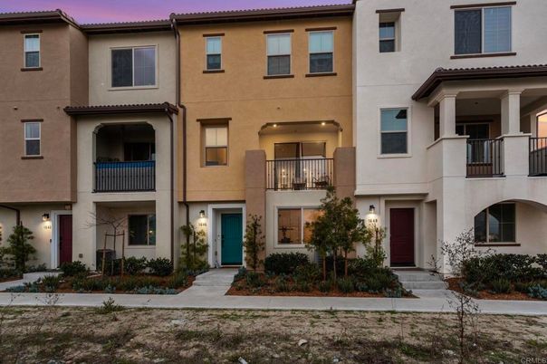 Exterior, Facade, Mediterranean