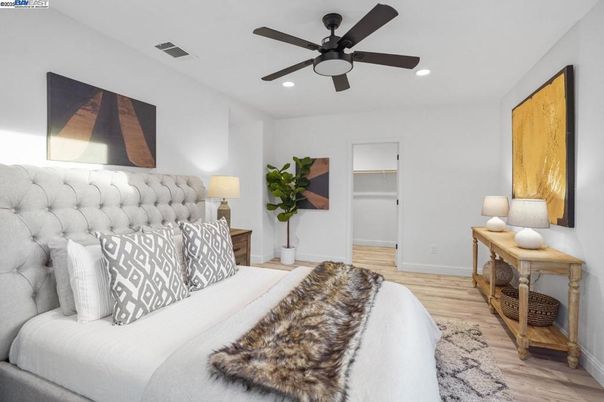 Bedroom, Interior, Recessed Lighting, Wood Texture Flooring