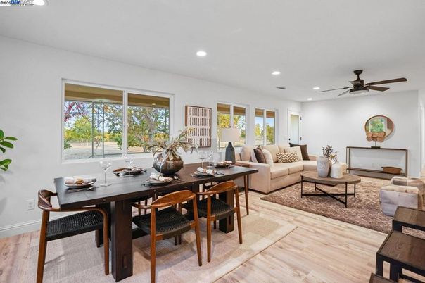 Dining room, Interior, Living room, Recessed Lighting, Wood Texture Flooring
