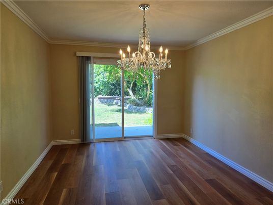 Chandelier, Empty room, Interior, Wood Texture Flooring