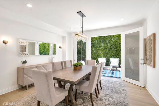 Dining room, Interior, Pendant Lights, Recessed Lighting, Wood Texture Flooring
