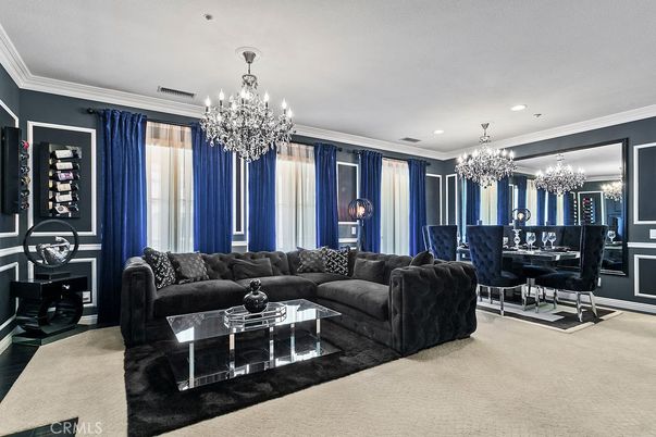 Chandelier, Dining room, Interior, Living room, Recessed Lighting