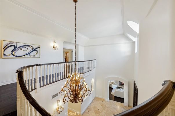 Chandelier, Interior