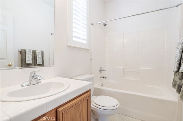 Bathroom, Interior, Tile Countertops