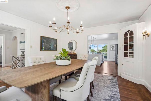 Chandelier, Dining room, Interior, Pendant Lights, Recessed Lighting, Wood Texture Flooring
