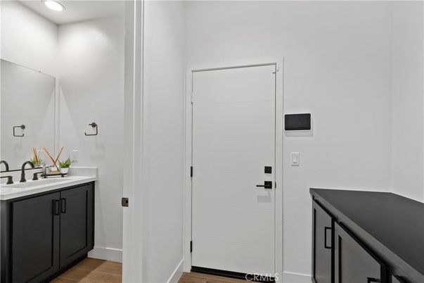 Bathroom, Interior, Recessed Lighting, Wood Texture Flooring