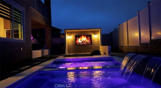 Exterior, Fireplace, Pool