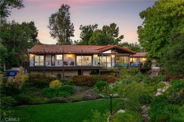 Backyard, Exterior, Facade, Mediterranean