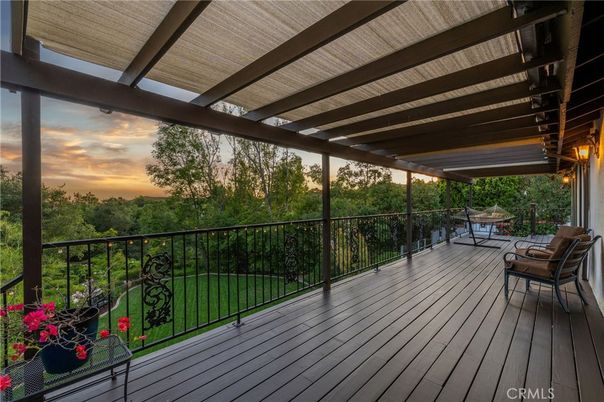 Exterior, Wood Texture Flooring