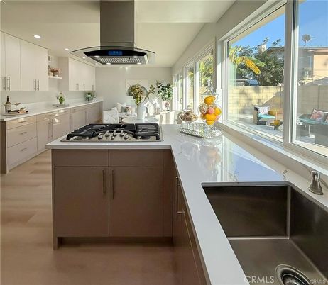 Interior, Kitchen, Recessed Lighting