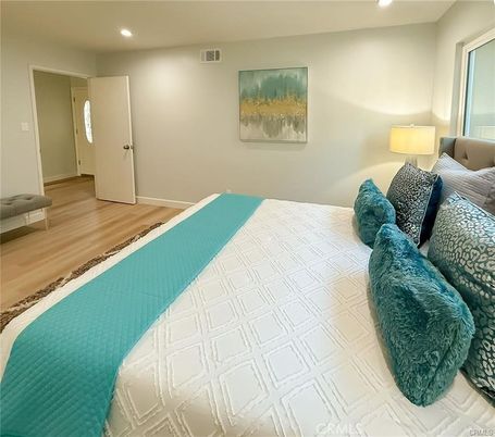 Bedroom, Interior, Recessed Lighting, Wood Texture Flooring