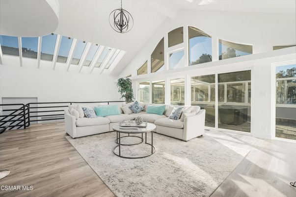 Interior, Living room, Pendant Lights, Wood Texture Flooring