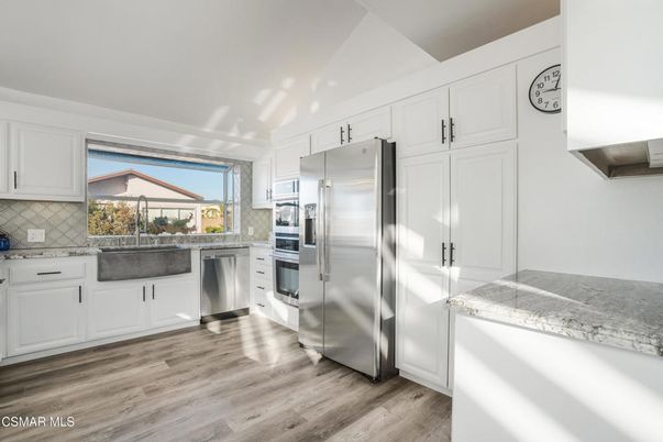 Interior, Kitchen, Stainless Steel Appliances, Wood Texture Flooring