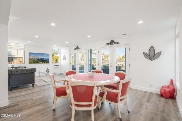 Dining room, Interior, Recessed Lighting, Wood Texture Flooring
