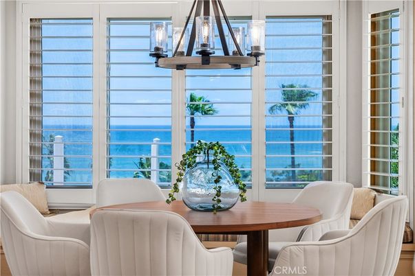 Dining room, Interior, Pendant Lights, Water