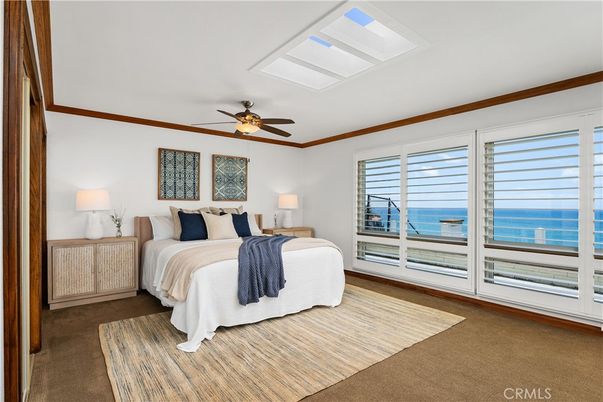 Bedroom, Interior, Water