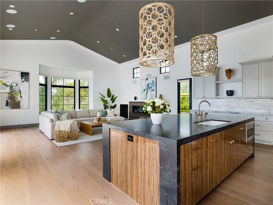 Interior, Kitchen, Living room, Pendant Lights, Recessed Lighting, Wood Texture Flooring