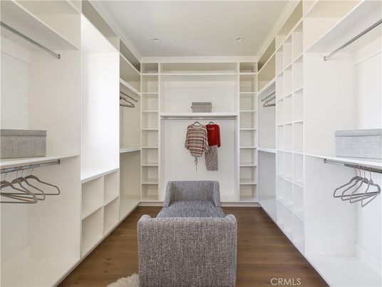 Interior, Recessed Lighting, Walk-in Closets, Wood Texture Flooring