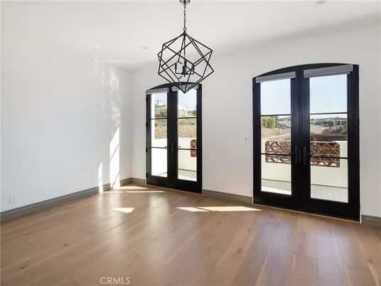 Empty room, Interior, Pendant Lights, Wood Texture Flooring