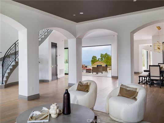 Dining room, Interior, Living room, Pendant Lights, Recessed Lighting, Wood Texture Flooring
