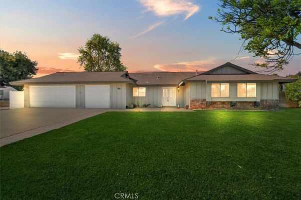 Attached, Backyard, Exterior, Facade, Ranch