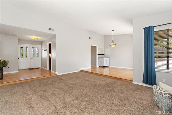 Empty room, Interior, Pendant Lights, Wood Texture Flooring