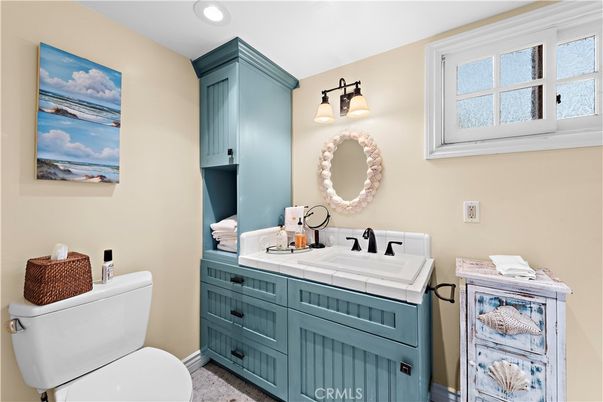 Bathroom, Interior, Recessed Lighting, Tile Countertops