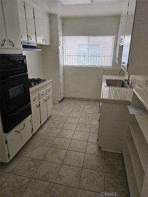 Interior, Kitchen, Tile Countertops