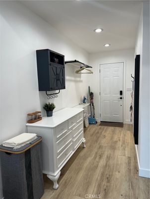 Interior, Recessed Lighting, Walk-in Closets, Wood Texture Flooring