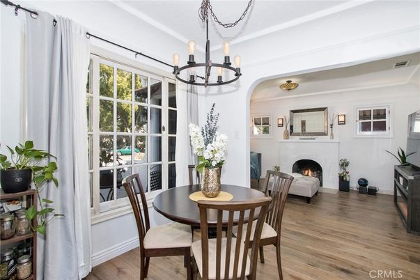 Chandelier, Dining room, Fireplace, Interior, Wood Texture Flooring