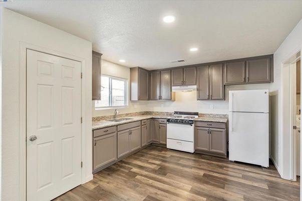 Interior, Kitchen, Recessed Lighting, Wood Texture Flooring