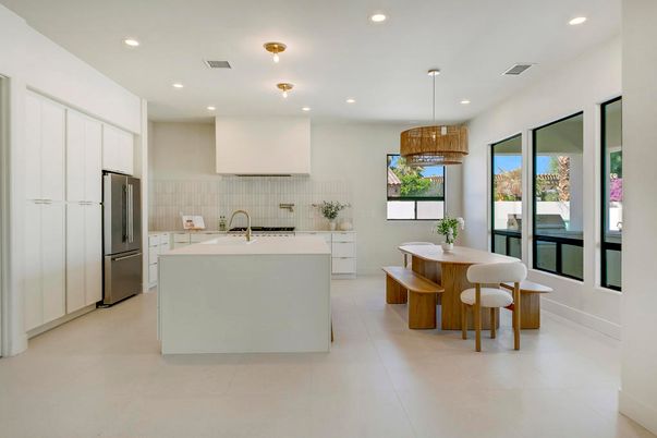 Dining room, Interior, Kitchen, Pendant Lights, Recessed Lighting, Stainless Steel Appliances