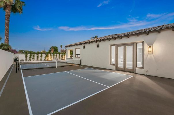Exterior, Tennis Courts