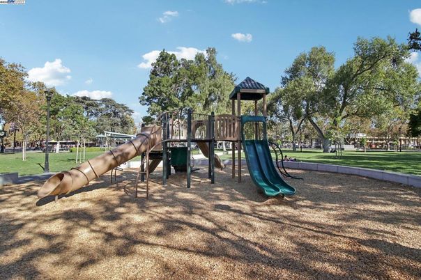 Backyard, Exterior, Playground